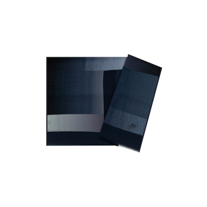 Écharpe en fourrure à motif rectangulaire à franges en polyester bleu marine - Product Image 1