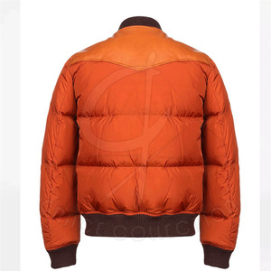 Vestes à manches longues à bulles pour hommes avec poches zippées 100% vestes en polyester pour hommes avec tissu personnalisable - Product Image 2