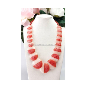 Collar corto de diseño americano para mujer, joyería de moda, cuentas de resina, perlas de Color naranja para ropa de fiesta de boda y todas las ocasiones - Product Image 3