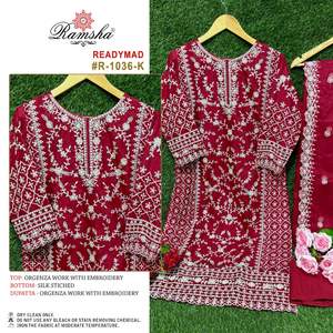 Costume Salwar prêt à l'emploi de créateur de vêtements indien et pakistanais pour fête de mariage et occasion en plein air d'Inde - Product Image 5