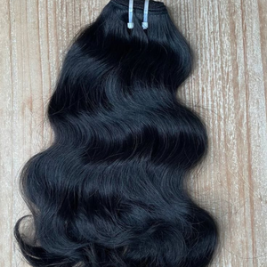 Cheveux humains bouclés Remy d'Inde du Sud de luxe, tissage à double trame à la machine, peuvent être coiffés, disponibles en gros - Product Image 1