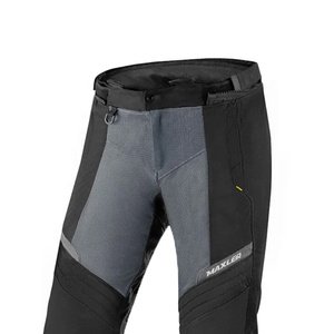Pantalon de moto professionnel développé avec une structure textile respirante et une protection de genou de niveau CE 1. - Product Image 4