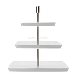 Support à gâteau en céramique Design Royal pour la décoration intérieure Design de haute finition pour la décoration de table de mariage et de fête Outils de gâteau - Product Image 5