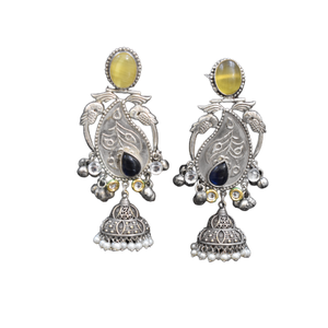 Bijoux de boucles d'oreilles Jhumka Big Stud en argent au design unique pour filles et femmes disponibles à un prix raisonnable en Inde - Product Image 5