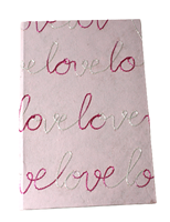Carnet de notes à couverture rigide rose avec broderie 'LOVE' en fil de soie sur papier 17x25,5cm, personnalisable, meilleur cadeau pour les étudiants