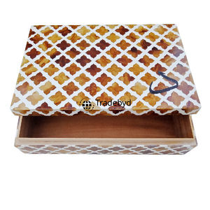 Caja de joyería decorativa con incrustaciones de resina para mujer, organizador de almacenamiento de regalo hecho a mano elegante de Tradebyd - Product Image 1