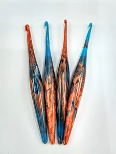 Ganchos de Crochet de Resina Simples Hechos a Medida en una Amplia Gama de Colores, Grosor de 3 mm para Tejer a Mano por Crescent Crafts - Product Image 2