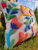 Housse de coussin et taie d'oreiller 100 % coton tufté à la main, écologique, amovible et lavable, motif floral géométrique mexicain, best-seller
