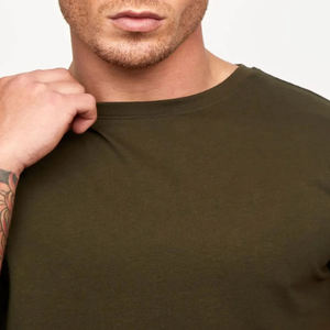 Camiseta de gran tamaño Unisex de algodón 100% de alta calidad con logotipo personalizado OEM estilo de ropa de calle con patrón sólido tejido de punto para hombres - Product Image 4