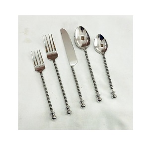 ชุดเครื่องใช้บนโต๊ะอาหารพร้อมน้ำยาขัดสำหรับบ้านและร้านอาหารชุดมีดสเตนเลสและทองเหลืองพร้อมช้อนและส้อมรับประทานอาหาร2ชิ้นล่าสุด - Product Image 5