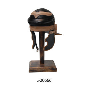 Casco bárbaro de cuero medieval/Casco de cuero/Casco de armadura Artículo de decoración de casco alemán antiguo decorativo de la mejor calidad - Product Image 2