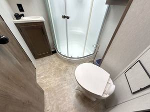 F-o-r-e-s-t R-i-v-e-r R-o-g-u-e 3-2-7-S-U-T d'occasion 2023 à vendre - Product Image 5