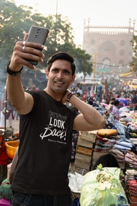 Camiseta de calidad de exportación para hombre, camiseta informal de algodón de manga corta con estampado de verano elegante de cuello redondo, camiseta de moda para gimnasio, ropa deportiva - Product Image 2