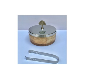 Couleur argent élégant en bois et acier Chapati Roti Box Casserole Container Holder avec Tong usine vente fabricant en gros - Product Image 2