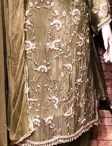 ชุดสูทแฟชั่นอินเดียปักด้วยมือจากนักออกแบบสมัยใหม่สำหรับงานปาร์ตี้สไตล์ดั้งเดิม - Product Image 3