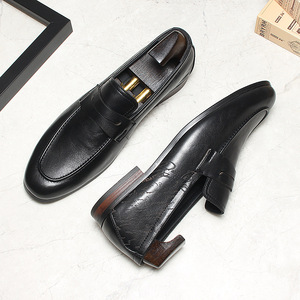 Zapatos de Vestir Clásicos de Cuero Genuino para Hombre, Oxfords Formales de Piel de Vaca, Diseño Ligero para el Trabajo Diario, Zapatos Formales para Hombre - Product Image 2