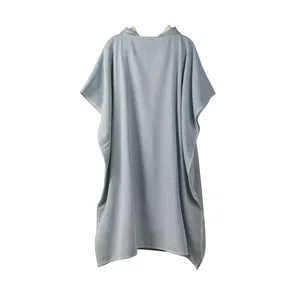 VINGA Tolo Poncho en tissu éponge personnalisé Serviettes de plage sur mesure pour un merchandising efficace - Product Image 3