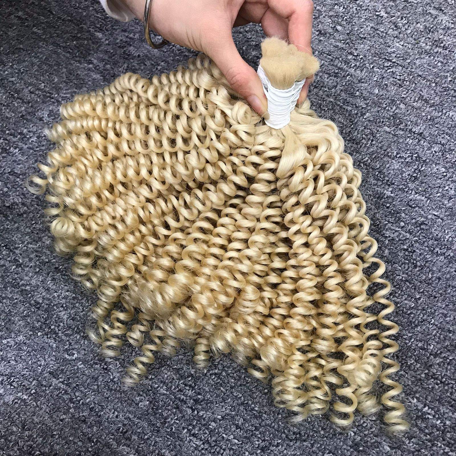 สีบลอนด์