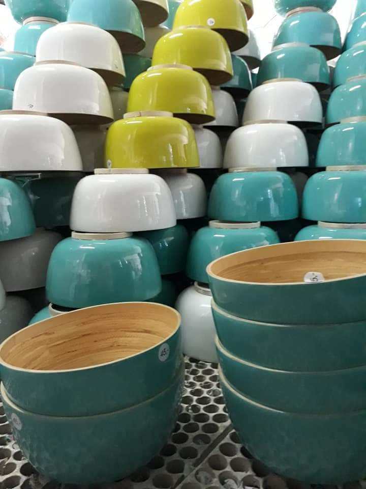 มีสีสัน