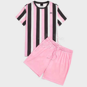 Ropa de calle informal para hombre, venta al por mayor, Conjunto de camiseta y pantalones cortos, Conjunto de camiseta y pantalones cortos con logotipo personalizado - Product Image 1