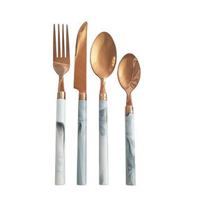 Vente en gros de fournitures indiennes artisanales finition argent/or ensemble de couverts à l'aspect moderne le plus tendance pour un dîner régulier - Product Image 3