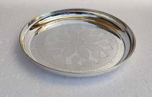 Assiette de service alimentaire en aluminium de luxe finition argentée martelée en forme ronde pour assiettes de service à riz et à dessert - Product Image 5