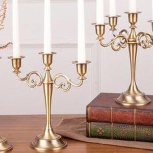 Bougeoir élégant en laiton de qualité supérieure Artisanat supérieur Look élégant pour des intérieurs de maison sophistiqués pour Pâques - Product Image 2