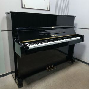 เปียโนยามาฮ่า U1F แบบตั้งตรง ของแท้ ผลิตในญี่ปุ่น ฝีมือประณีต สำหรับนักดนตรีมืออาชีพ เปียโนมือสองคุณภาพสูงสำหรับขาย - Product Image 1