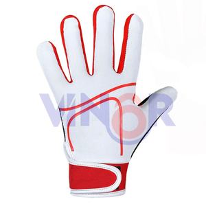 Guantes de Fútbol Gaélico de Alta Demanda, Cómodos, Transpirables, de Cuero, con Diseño Impreso a la Moda, Bajo Precio, Diseña Tus Propios Guantes Gaélicos - Product Image 3