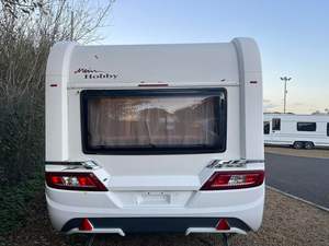 Remolque de viaje 2025 fácilmente disponible, caravana, caravana, autocaravanas a excelentes precios a la venta, compre remolque de Viaje limpio bastante usado - Product Image 5