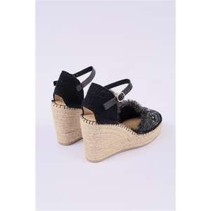 Alpargata cerrada con tacón de cuña alto - Product Image 3