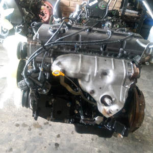 Moteur NIS-SAN HARDBODY 2.4L 16V KA24 d'occasion, autrichien, 11-20 places, vitesse maximale de 51-70 km/h - Product Image 5