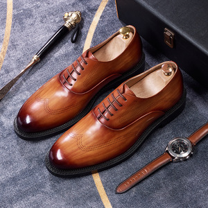 Chaussures Oxford en cuir véritable pour hommes, chaussures habillées classiques pour le bureau et les mariages, design confortable à lacets - Product Image 2