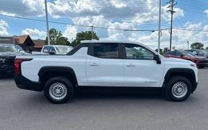 Chevrolet Silverado EV 2026 USATO - Motore ibrido a 6 cilindri (644 CV) 4x4, 2 assi, trasmissione automatica, guida a sinistra - Product Image 4
