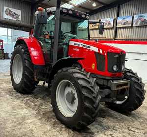 Tractor Agrícola Massey Ferguson 5480 con Tracción en las 4 Ruedas, Alta Seguridad, Multifuncional para Trabajo de Campo - Product Image 1