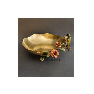 Nouveauté Bol à noix jetable en aluminium avec support floral Service de table Vente à bas prix - Product Image 1