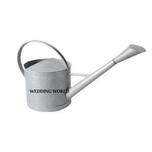 Luxury Round Metal Water Can Round Shape Handmade Designer Watering Cane Classic Stylish Wholesale New Metal Water Can - Product Image 3