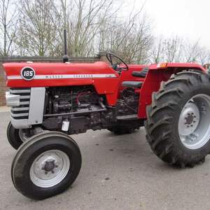 Tractor agrícola Massey Ferguson usado 4x4 90HP con caja de cambios y bomba-El mejor precio cerca de mí - Product Image 1