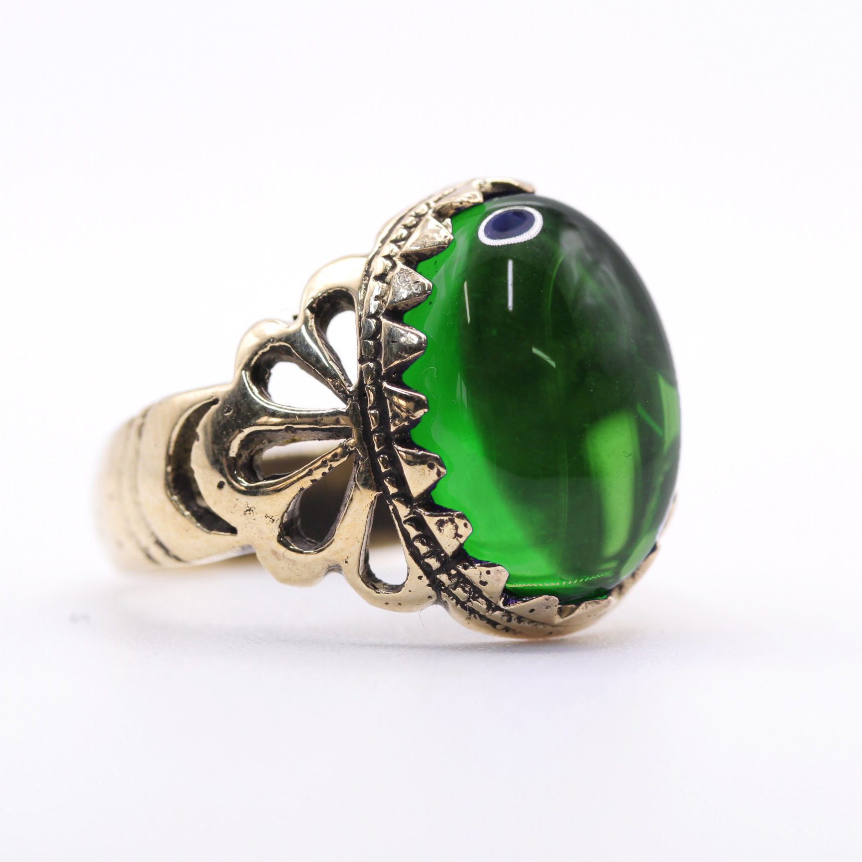 สีเขียว