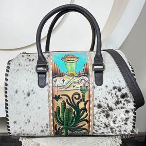 Bolso de Viaje Grande de Cuero Repujado a Mano Estilo Occidental, Bolso de Mano Cruzado de Cuero Vacuno con Pelo para Mujer, Hecho a Mano de Alta Calidad - Product Image 1