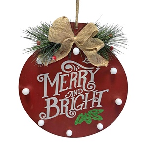 Adorno colgante para puerta de madera con luz LED blanca cálida de 32cm hecho a mano, artículo decorativo de Navidad con pilas, suministros de vacaciones - Product Image 2