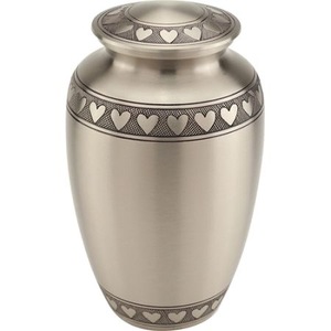 La única urna de cremación de aluminio fundido Eternal Grace ofrece un tributo atemporal a su ser querido con su elegante urna de diseño. - Product Image 3