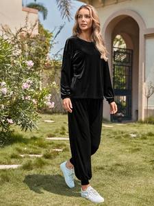 Custom <b>Women's</b> <b>Velvet</b> Two Piece <b>Jogger</b> Set Sport Zip up Tracksuit Streetwear Hoodie <b>Women</b> <b>Velvet</b> Sweatsuit <b>Velvet</b> Track Suit - Product Image 2