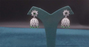 Elegante conjunto de pendientes de latón para mujer con diamantes americanos brillantes Ideal para funciones nupciales y reuniones nocturnas - Product Image 2