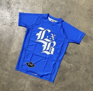 Vente en gros Personnalisé Rashguard Chemise de compression à manches longues ou courtes pour Jiu Jitsu Arts martiaux Porter - Product Image 1