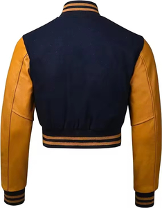 Chaqueta Universitaria Varsity de Nailon Acolchada, Delgada, Personalizada para Hombre, con Diseño de Remaches Tejidos, Resistente al Viento para Invierno - Product Image 3