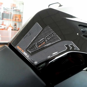 Kit di Protezione Serbatoio 3D Adesivo per Moto KTM 790 Duke con Compatibilità Adesivi Serbatoio - Product Image 3