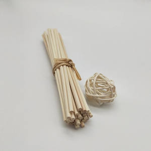 Diffuseur de parfum à fleurs avec logo personnalisé assainisseurs d'air en bâton de roseau en rotin diffuseur de parfum décoratif en rotin en vente de gros - Product Image 3