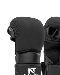 Gants de boxe Tech New Style avec design personnalisé et logo personnalisé Suivant - Product Image 4