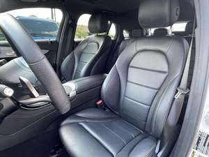 Bastante usado 2021 M * ercedes-Benz GLC300 listo para enviar - Product Image 4